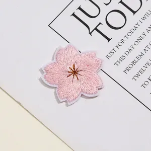 Roze kersenbloesem geborduurde patch DIY decoratieve opstrijkbare bloem kleding accessoire