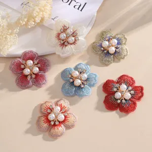 Kleurrijke 3D geborduurde vijfbloemige bloemenpatches met parel en strass midden DIY accessoires