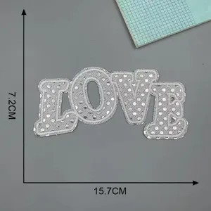 Silberner Pailletten LOVE Buchstabe bestickter Aufnaeher fuer Kleidung DIY Flicken