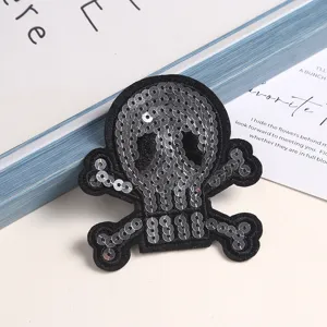 Écusson brodé de paillettes tête de mort pour vêtements sacs accessoires de décoration DIY