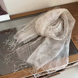 Transparante mesh sjaal voor dames, lichtgewicht zomer franje omslagdoek, elegante resort stijl.