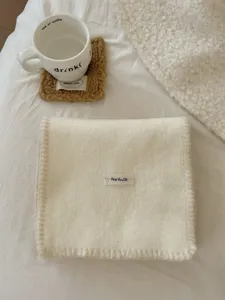 Bufanda de punto lisa y acogedora para mujer, gruesa y cálida para invierno elegante.