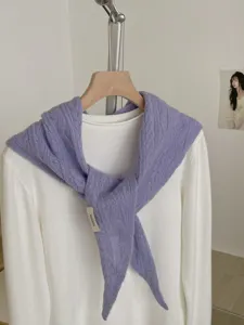 Einfarbiges Strick Dreiecktuch Damen Herbst Winter warme Wolle Halswärmer kleines Tuch.