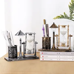 Creative European Retro Sandglass Pen Holder Desk Ornament Resin LED Night Light Student Gift Craft Decor