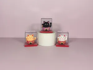 Carino mini gatto portafortuna solare con oscillazione automatica per cruscotto auto