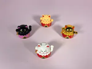Mini gatto fortunato solare statuetta cruscotto auto decorazione braccio oscillante fortuna