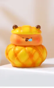 Mignonne figurine de capybara en resine decoration de table miniature sculpture detail