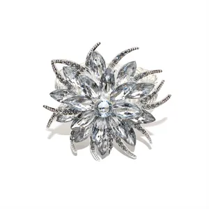 Crystal flower curtain buckle tie-back, sparkling rhinestone window drapery holder detail.