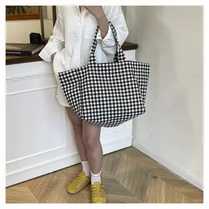Κλασική κομψή ασπρόμαυρη καρό καμβά τσάντα tote, καθημερινή casual τσάντα ώμου μεγάλης χωρητικότητας.