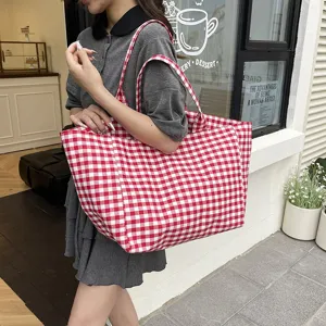 Bolso tote grande de lona a cuadros rojos y blancos para mujer, bolso de hombro casual diario.