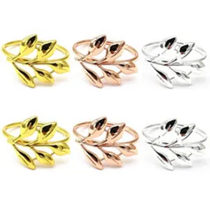 Elegant metal leaf napkin rings set, perfect for table decoration, wedding and hotel dinners.