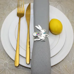 Portatovaglioli con coniglio di Pasqua in metallo decorazione tavola per festa
