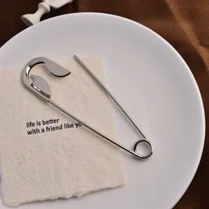 Grande pince à cheveux épingle de sûreté en métal argenté accessoire élégant pour femmes