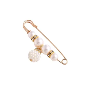 Elegant pearl safety pin brooch with rhinestones, stylish anti-glare clothing accessory.