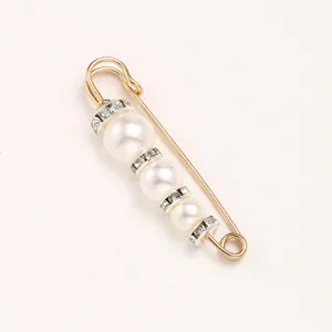 Pearl rhinestone brooch pin for clothes waist tightening anti-glare decorative accessory detail