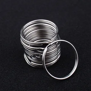 High quality metal split key rings detail shot, durable steel double loop hardware for keys.