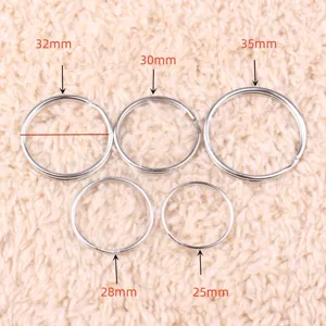 Metall flache Schlüsselringe im praktischen Set mit verschiedenen Größen von 25mm bis 35mm.