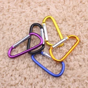 Ensemble de mousquetons en alliage d'aluminium colorés, crochets pour sacs de sport.