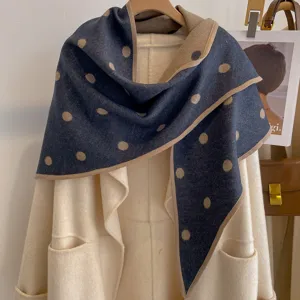 Detailed view of the double-sided vintage polka dot jacquard triangle shawl fabric.