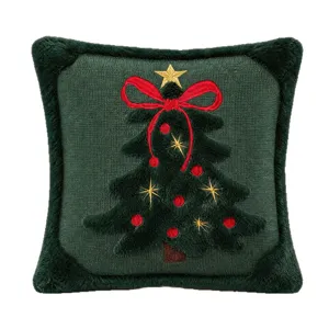 Fodera per cuscino ricamata con albero di Natale e bordo in peluche per divano.