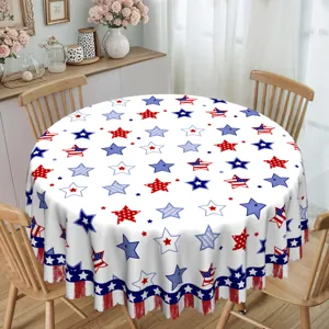 Détail nappe ronde patriotique motif étoiles, couverture de table en polyester déco maison.