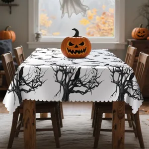 Scène de décoration de table à manger avec motif d'arbre et de corbeau effrayant pour Halloween