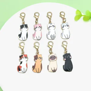 Leuke cartoon kat hanger sleutelhanger set met karabijnhaak voor tassen en accessoires.