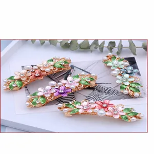 Koreanische Blumen Haarklammern mit Perlen und Strass, süße Metall Spangen für Damen.