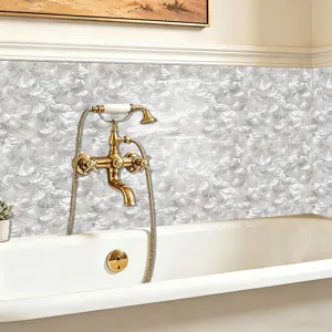 Detalle de pegatina de azulejos de mosaico de nácar, papel pintado impermeable baño.