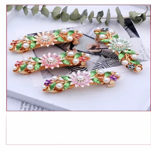 Exquisites Blumen Perlen Haarspangen Set, elegante Metall Federklammer für Damen Alltag.