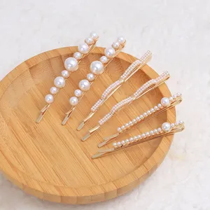 Elegant faux pearl hair clips set, gold metal bobby pins for sweet daily styling and chic look.