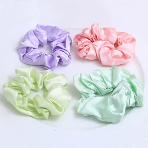 Lot de 4 chouchous en satin de couleur unie, attaches queue de cheval élastiques élégantes.
