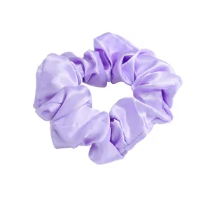 Chouchou de cheveux en satin violet pour femme, attache queue de cheval haute élastique.