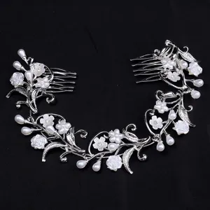 Peigne de mariage cristal perle fleur accessoire cheveux mariée détail très élégant
