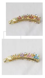 Elegante Blumen Bananen Haarklammer aus Legierung mit Strass für schicke Alltagsfrisuren.