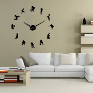 Gran reloj de pared DIY de baloncesto de acrílico, ideal para la decoración del salón.