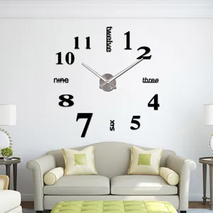 Detailansicht der großen 3D Acryl DIY Wanduhr an der modernen Wohnzimmerwand montiert.