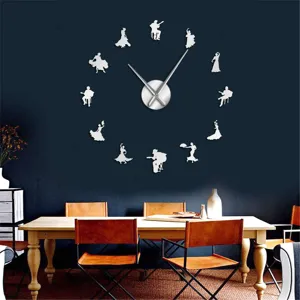 Orologio da Parete in Specchio Acrilico Fai da Te Grande Ballerina di Flamenco Adesivo murale d'Arte Orologio al Quarzo Silenzioso per Soggiorno