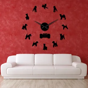 Dettaglio dell'orologio da parete DIY silhouette cane Fox Terrier in acrilico design moderno.