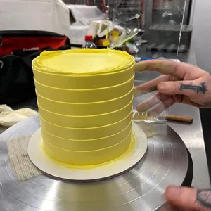 Transparenter Acryl Kuchenschaber Glätter Set für gestreifte Frosting Kanten Backwerkzeuge