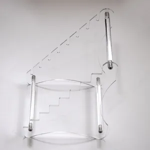 Transparenter Acryl Messerdisplay Ständer Detailansicht mit mehrstufigen Halterungen.