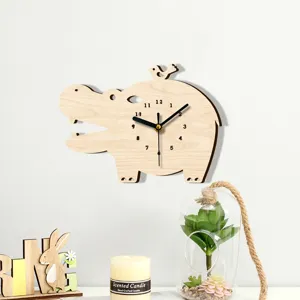 Hölzerne Nilpferd Wanduhr süße Cartoon leise Uhr für Kinderzimmer Heimdekoration Details