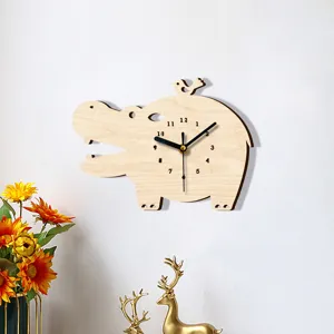 Hölzerne Nilpferd Wanduhr leise Cartoon Wandbehang für Kinderzimmer Schlafzimmer Deko Design