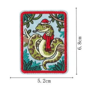 Weihnachts Schlangen Bestickte Flicken süsses Tier Design für Kleidung Rucksäcke DIY Dekor.