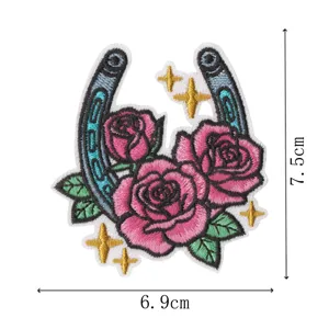 Western style cowboy horseshoe pink rose embroidery patch, detailed embroidered clothes DIY badge.