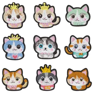 Écussons Brodés Chat Cartoon Mignon Thermocollants Badges Princesse Couronne Pour Vêtements Chapeaux Sacs DIY