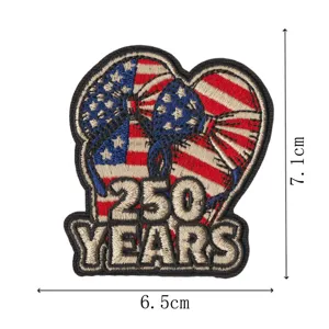 Patch brodé cœur drapeau américain USA 250e anniversaire applique brodée 7.1x6.5cm
