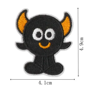 Toppa ricamata diavolo nero halloween mostro cartone animato termoadesiva decorazione fai da te