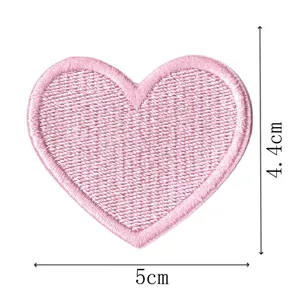 Rosa Herz bestickter Aufnäher zum Aufbügeln Kleidung DIY niedlicher Stoffsticker 5cm