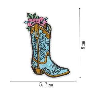 Nahaufnahme Detail des Vintage Western Stiefel bestickten Aufnähers mit Blumen, 8x5.7cm.